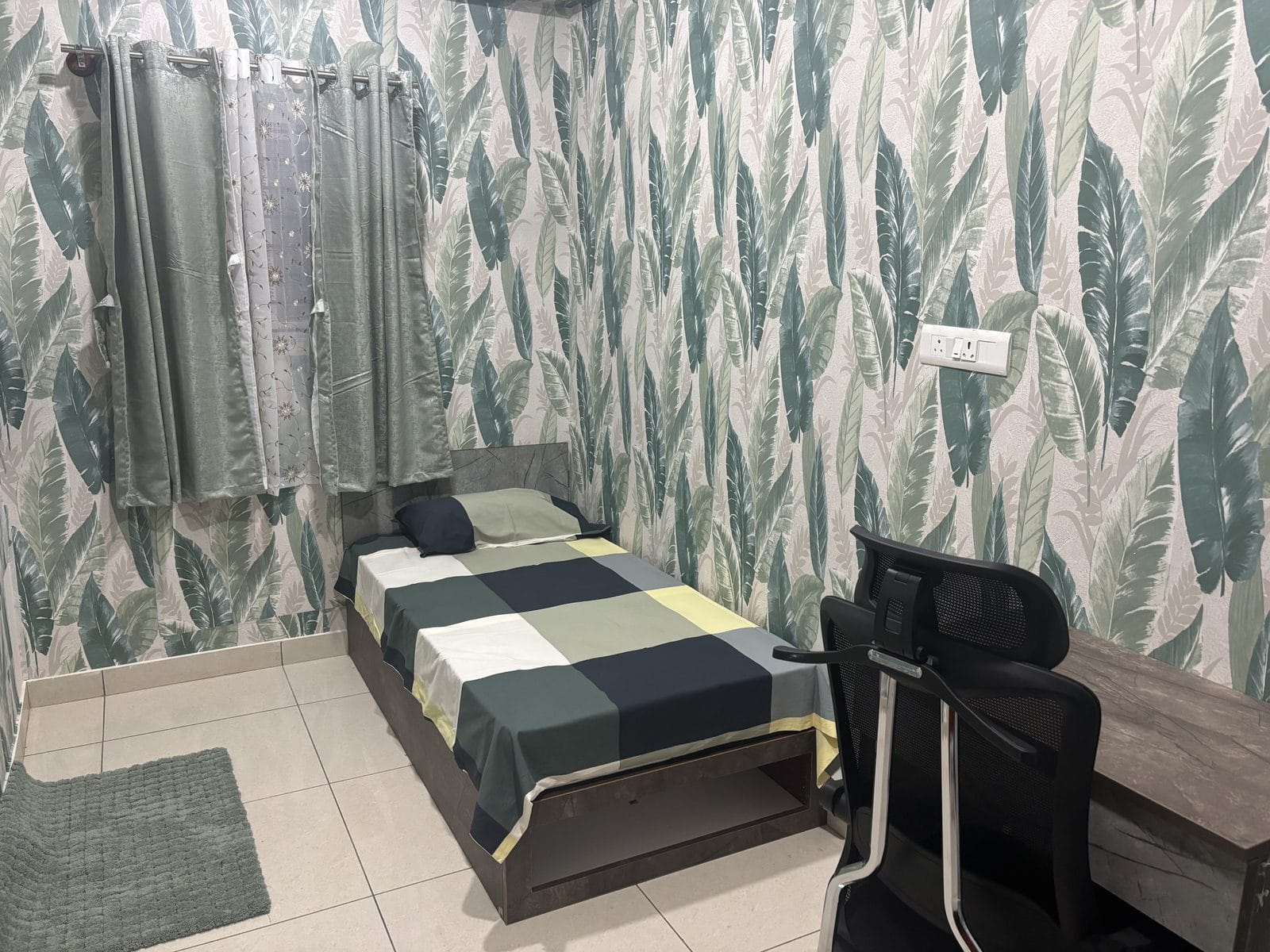 Single Sharing room — 1 person — at Infinity Space PG, Yeshwanthpur